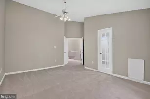 425 Winding Rose Dr, Rockville, MD 20850 - Photo 18