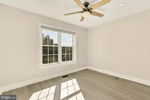 640 Orchard Ridge Dr, Gaithersburg, MD 20878 - Photo 22