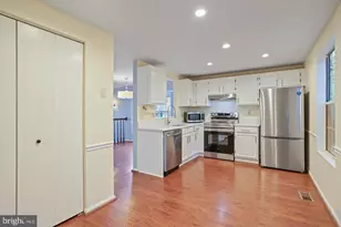 12163 Flag Harbor Dr, Germantown, MD 20874 - Photo 12