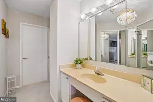 15101 Interlachen Dr, Silver Spring, MD 20906 - Photo 24