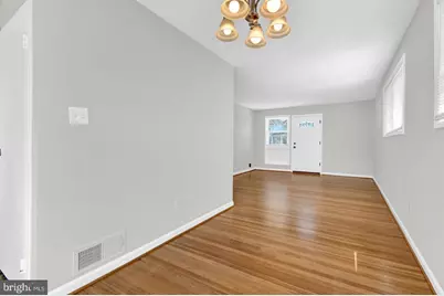 10012 Sinnott Drive, Bethesda, MD 20817 - Photo 8