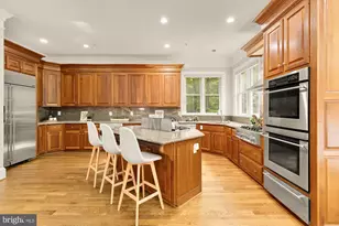 8505 Howell Rd, Bethesda, MD 20817 - Photo 28
