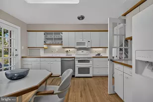 9906 Holmhurst Rd, Bethesda, MD 20817 - Photo 14