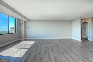 5225 Pooks Hill Rd, Bethesda, MD 20814 - Photo 2