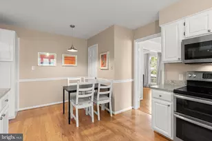 11704 Hitching Post Ln, North Bethesda, MD 20852 - Photo 14