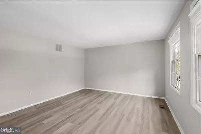 7807 Breezy Down Terrace, Rockville, MD 20855 - Photo 6