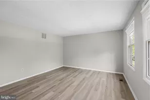 7807 Breezy Down Terrace, Rockville, MD 20855 - Photo 6
