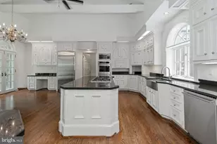8705 Belmart Rd, Potomac, MD 20854 - Photo 10