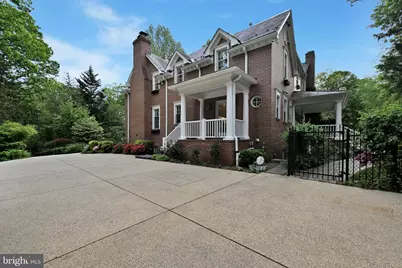 6907 Bradley Boulevard, Bethesda, MD 20817 - Photo 6