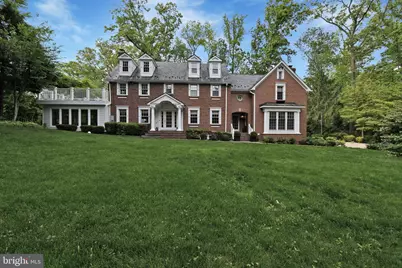 6907 Bradley Boulevard, Bethesda, MD 20817 - Photo 2