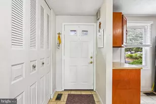12615 Misty Meadow Pl, Germantown, MD 20874 - Photo 4