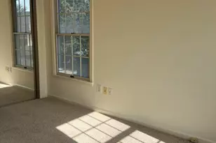 3025 Windy Knoll Ct, Rockville, MD 20850 - Photo 10
