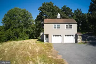 21050 Big Woods Rd, Dickerson, MD 20842 - Photo 24