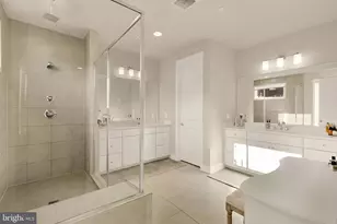 9775 Sanvitalia St, Bethesda, MD 20817 - Photo 36
