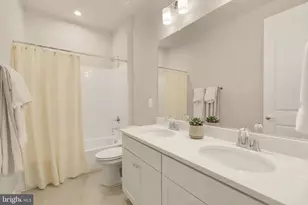 9775 Sanvitalia St, Bethesda, MD 20817 - Photo 40