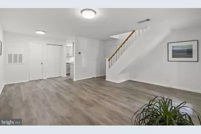10805 Hampton Mill Terrace #220, North Bethesda, MD 20852 - Photo 4