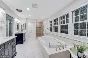 1995 Lancashire Dr, Potomac, MD 20854 - Photo 22