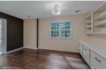 1995 Lancashire Drive, Potomac, MD 20854 - Photo 24
