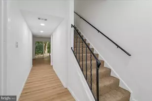 10057 Maple Leaf Dr, Montgomery Village, MD 20886 - Photo 36
