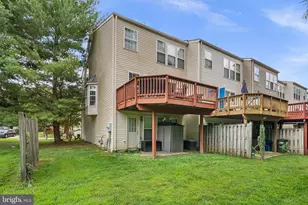 4642 Ripley Manor Terrace, Olney, MD 20832 - Photo 8