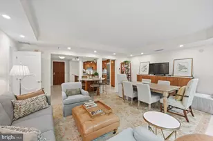 5610 Wisconsin Ave, Chevy Chase, MD 20815 - Photo 12