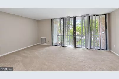 796 Quince Orchard Boulevard #101, Gaithersburg, MD 20878 - Photo 10