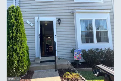 19 Applegrath Court, Germantown, MD 20876 - Photo 2