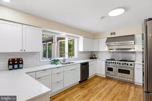10105 Sorrel Ave, Potomac, MD 20854 - Photo 18