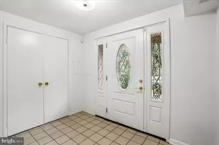 19107 Stedwick Dr, Gaithersburg, MD 20886 - Photo 2