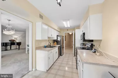 14800 Pennfield Circle #301, Silver Spring, MD 20906 - Photo 4