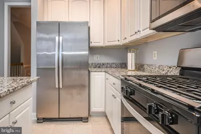 1303 Cameron Hill Court, Silver Spring, MD 20910 - Photo 10