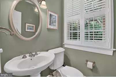 5329 Woodlawn Avenue, Chevy Chase, MD 20815 - Photo 54