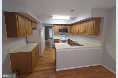 20626 Highland Hall Drive, Montgomery Village, MD 20886 - Photo 8