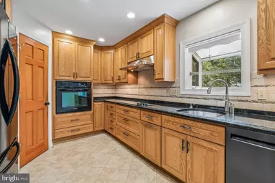 21 Yeatman Court, Silver Spring, MD 20902 - Photo 14