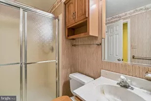 21 Yeatman Ct, Silver Spring, MD 20902 - Photo 56