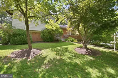 11902 Enid Drive, Rockville, MD 20854 - Photo 2