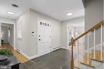 17609 Stoneridge Court, Gaithersburg, MD 20878 - Photo 4