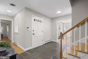 17609 Stoneridge Ct, Gaithersburg, MD 20878 - Photo 4
