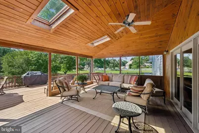 22400 Rolling Hill Lane, Laytonsville, MD 20882 - Photo 4
