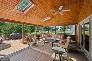 22400 Rolling Hill Ln, Laytonsville, MD 20882 - Photo 4