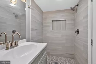 908 Glaizewood Ct, Takoma Park, MD 20912 - Photo 30