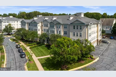 201 High Gables Drive #408, Gaithersburg, MD 20878 - Photo 2
