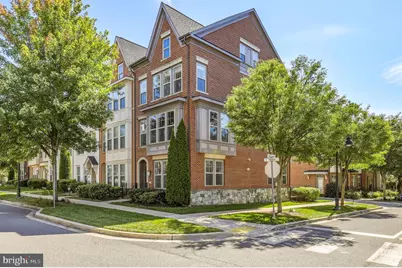 701 Hendrix Avenue, Gaithersburg, MD 20878 - Photo 1