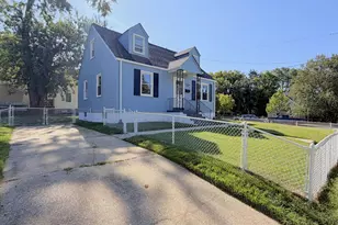 9813 Braddock Rd, Silver Spring, MD 20903 - Photo 2