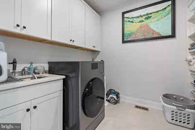 9767 Azure Aly, Bethesda, MD 20817 - Photo 26