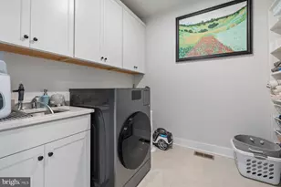 9767 Azure Aly, Bethesda, MD 20817 - Photo 26