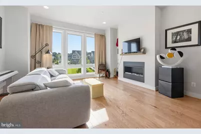 9767 Azure Aly, Bethesda, MD 20817 - Photo 12