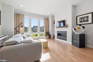 9767 Azure Aly, Bethesda, MD 20817 - Photo 12