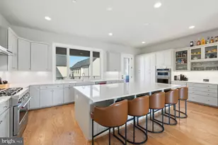 9767 Azure Aly, Bethesda, MD 20817 - Photo 14