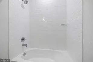 9767 Azure Aly, Bethesda, MD 20817 - Photo 28